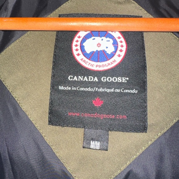 Canada Goose Chelsea Women’s Parka - Medium - Picture 6 of 8